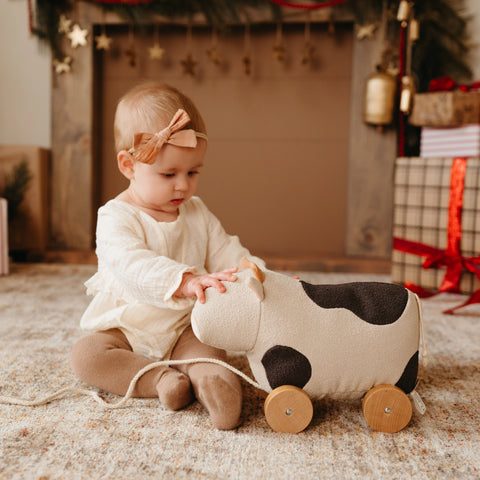 Willow Pull-Along Cow